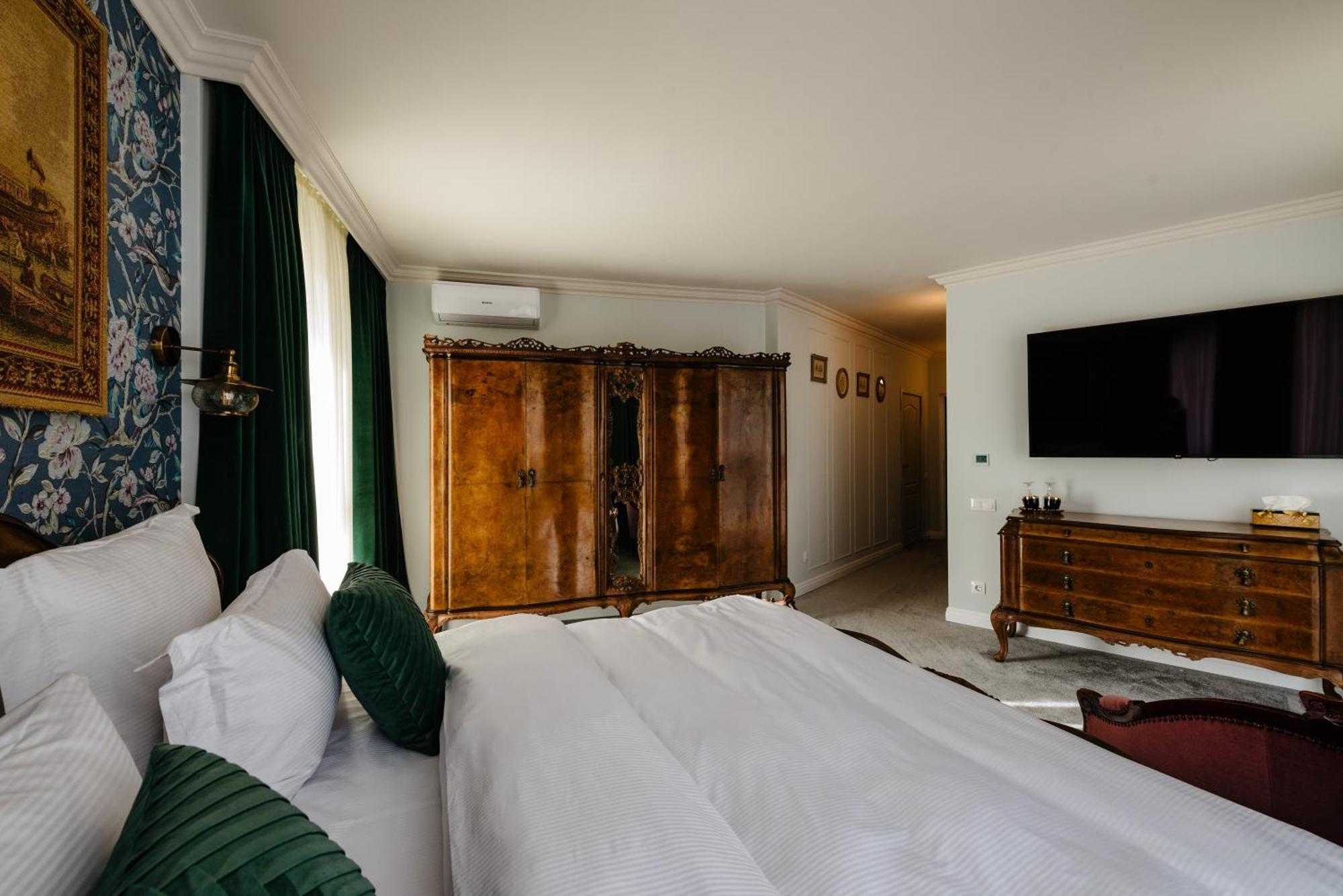 Ateneea Luxury Rooms Kaloşvar Dış mekan fotoğraf